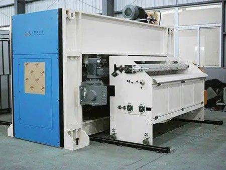 5m/মিনিট 2000mm ~ 4500mm সুই Punching মেশিন অটো পরিষ্কারের Velour সুই তাঁত